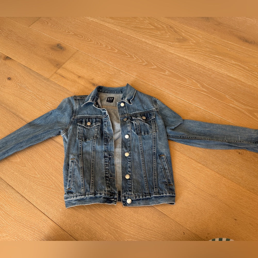 Gap Icon Denim Jacket size XS